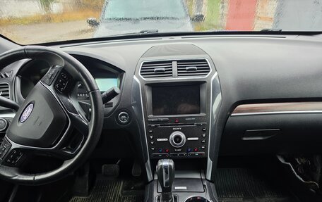 Ford Explorer VI, 2018 год, 2 820 000 рублей, 14 фотография