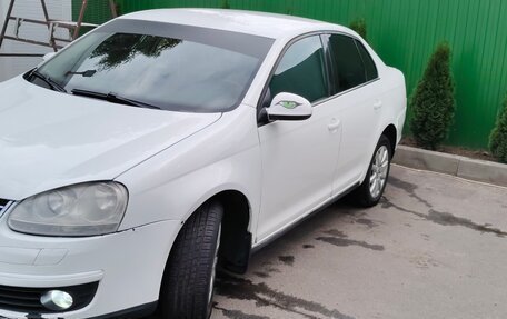 Volkswagen Jetta VI, 2009 год, 550 000 рублей, 2 фотография