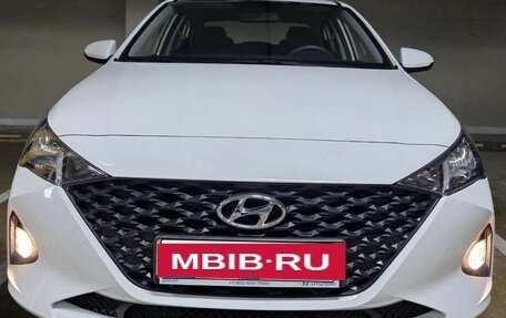 Hyundai Solaris II рестайлинг, 2020 год, 1 799 000 рублей, 5 фотография