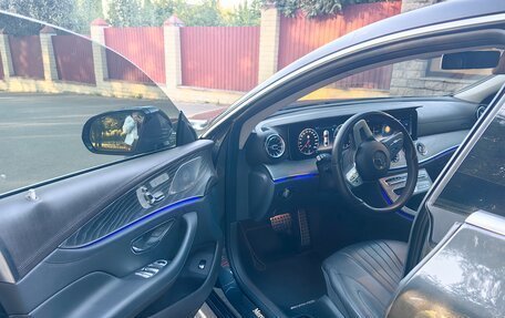 Mercedes-Benz CLS, 2018 год, 3 950 000 рублей, 6 фотография