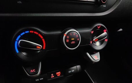 KIA Rio IV, 2017 год, 999 000 рублей, 15 фотография