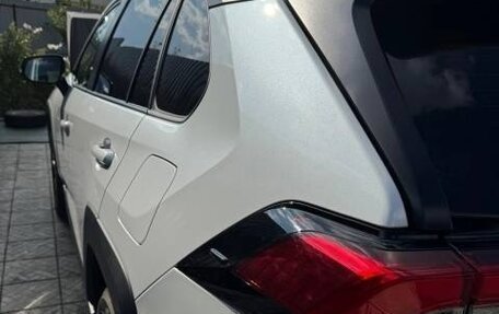 Toyota RAV4, 2025 год, 3 890 000 рублей, 4 фотография