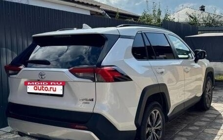 Toyota RAV4, 2025 год, 3 890 000 рублей, 3 фотография