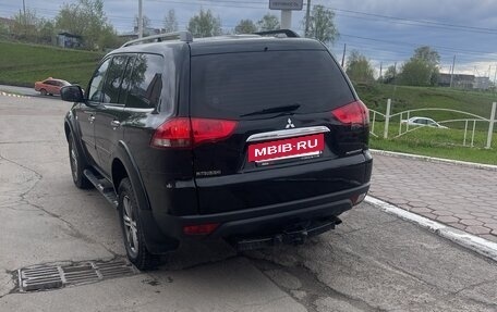 Mitsubishi Pajero Sport II рестайлинг, 2014 год, 1 300 000 рублей, 6 фотография