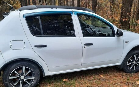 Renault Sandero I, 2011 год, 400 000 рублей, 3 фотография
