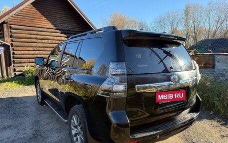 Toyota Land Cruiser Prado 150 рестайлинг 2, 2017 год, 4 800 000 рублей, 2 фотография