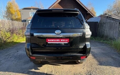 Toyota Land Cruiser Prado 150 рестайлинг 2, 2017 год, 4 800 000 рублей, 3 фотография