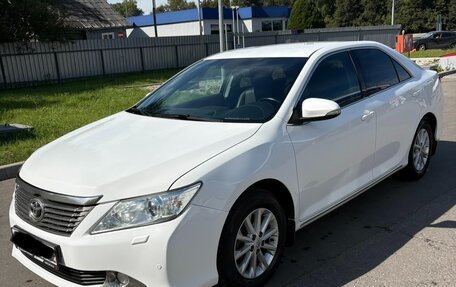 Toyota Camry, 2014 год, 1 700 000 рублей, 2 фотография