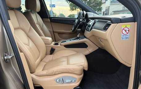 Porsche Macan I рестайлинг, 2016 год, 2 999 000 рублей, 20 фотография