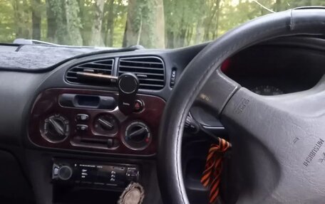 Mitsubishi Mirage VI рестайлинг, 1997 год, 195 000 рублей, 10 фотография