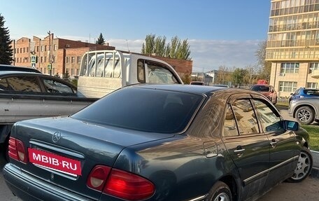 Mercedes-Benz E-Класс, 1995 год, 235 000 рублей, 6 фотография