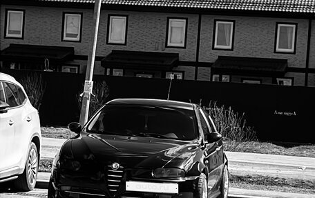 Alfa Romeo 147 I рестайлинг, 2004 год, 465 000 рублей, 1 фотография