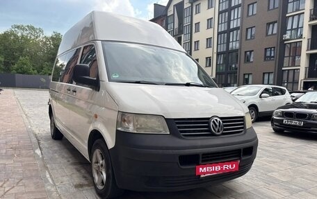 Volkswagen Transporter T5 рестайлинг, 2006 год, 1 140 000 рублей, 9 фотография