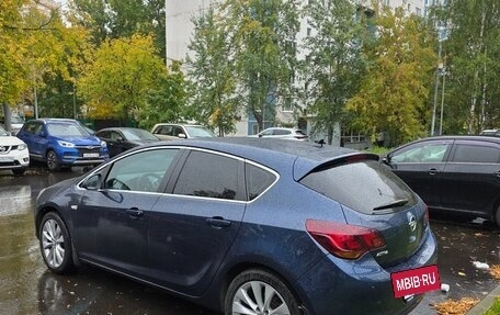 Opel Astra J, 2010 год, 700 000 рублей, 4 фотография