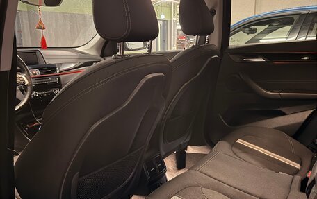 BMW X1, 2018 год, 2 100 000 рублей, 21 фотография