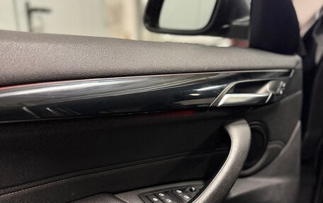 BMW X1, 2018 год, 2 100 000 рублей, 24 фотография