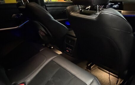 BMW 3 серия, 2019 год, 3 295 000 рублей, 19 фотография