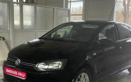 Volkswagen Polo VI (EU Market), 2011 год, 650 000 рублей, 5 фотография