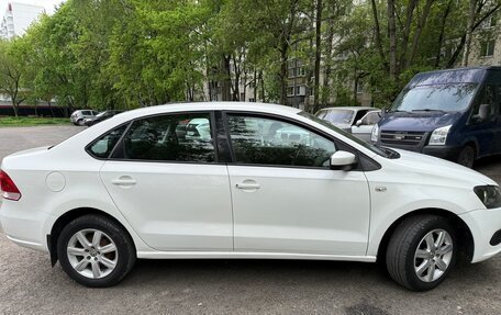 Volkswagen Polo VI (EU Market), 2013 год, 695 000 рублей, 2 фотография