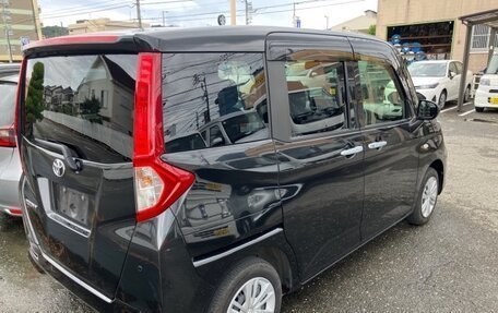 Toyota Roomy I, 2022 год, 650 325 рублей, 2 фотография
