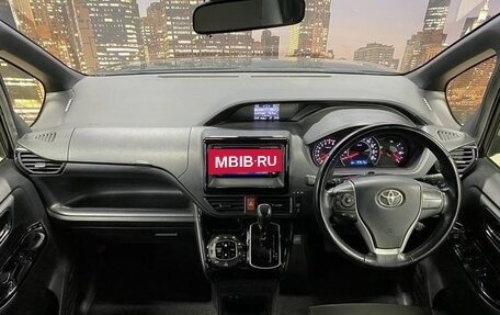 Toyota Noah III, 2021 год, 1 784 009 рублей, 4 фотография