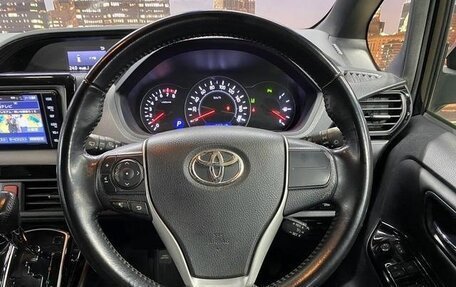 Toyota Noah III, 2021 год, 1 784 009 рублей, 13 фотография