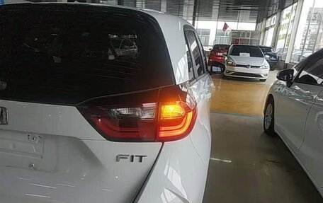 Honda Fit, 2021 год, 1 154 000 рублей, 7 фотография