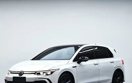 Volkswagen Golf VIII, 2022 год, 7 777 777 рублей, 2 фотография