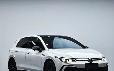 Volkswagen Golf VIII, 2022 год, 7 777 777 рублей, 4 фотография