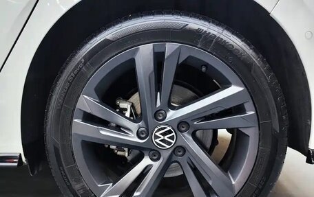 Volkswagen Golf VIII, 2022 год, 7 777 777 рублей, 14 фотография