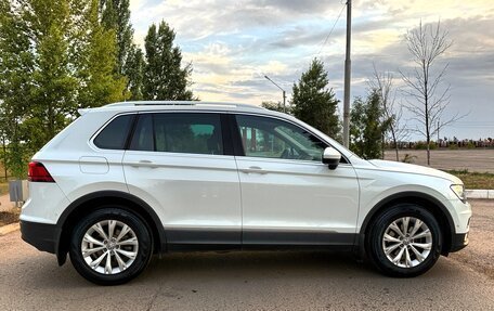 Volkswagen Tiguan II, 2017 год, 2 700 000 рублей, 3 фотография