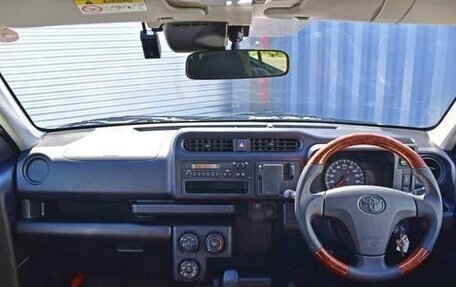 Toyota Probox I, 2023 год, 1 017 000 рублей, 16 фотография