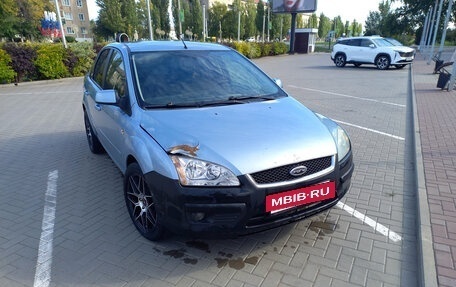 Ford Focus II рестайлинг, 2005 год, 260 000 рублей, 2 фотография