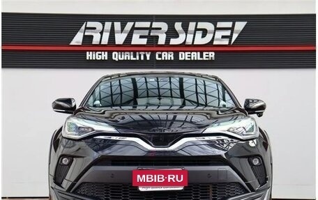 Toyota C-HR I рестайлинг, 2020 год, 1 329 017 рублей, 2 фотография