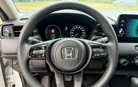 Honda Vezel, 2023 год, 1 850 084 рублей, 10 фотография