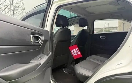Honda Vezel, 2023 год, 1 850 084 рублей, 14 фотография