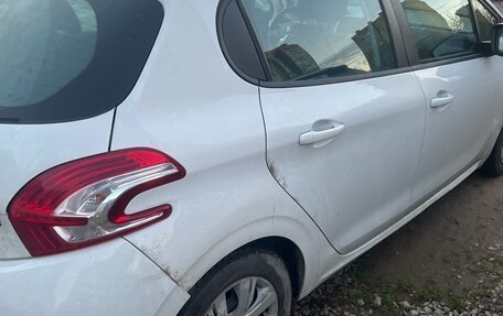 Peugeot 208 II, 2013 год, 630 000 рублей, 14 фотография