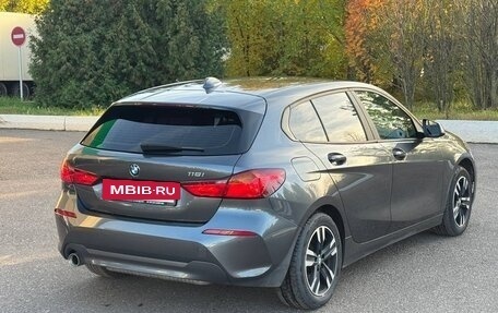 BMW 1 серия, 2019 год, 2 400 000 рублей, 6 фотография