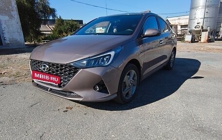 Hyundai Solaris II рестайлинг, 2021 год, 16 500 рублей, 17 фотография
