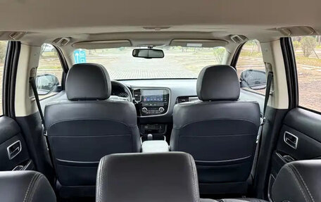Mitsubishi Outlander III рестайлинг 3, 2019 год, 1 590 222 рублей, 12 фотография
