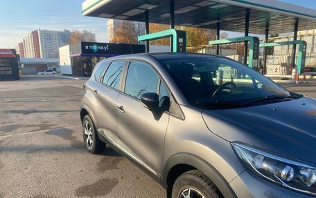 Renault Kaptur I рестайлинг, 2019 год, 1 799 999 рублей, 3 фотография