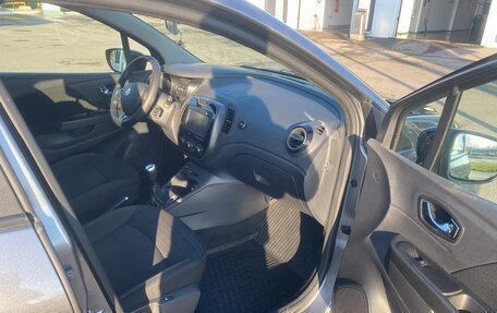 Renault Kaptur I рестайлинг, 2019 год, 1 799 999 рублей, 17 фотография