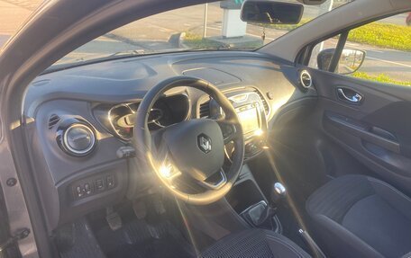 Renault Kaptur I рестайлинг, 2019 год, 1 799 999 рублей, 13 фотография