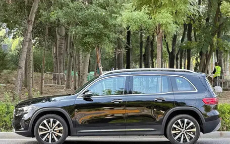 Mercedes-Benz GLB, 2023 год, 2 840 444 рублей, 4 фотография