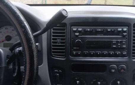 Ford Escape II, 2002 год, 200 000 рублей, 8 фотография