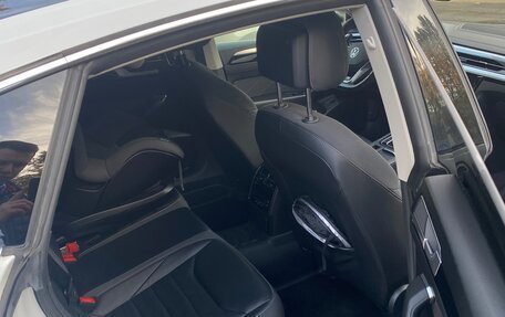 Volkswagen Passat CC, 2022 год, 4 270 000 рублей, 8 фотография