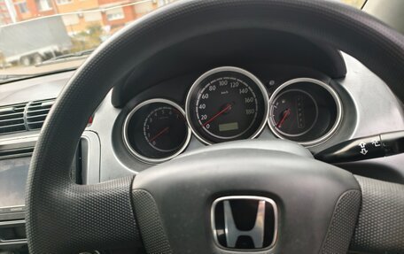 Honda Fit III, 2001 год, 250 000 рублей, 8 фотография