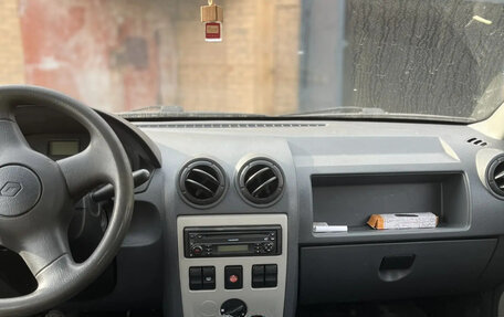 Renault Logan I, 2005 год, 280 000 рублей, 6 фотография