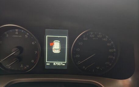 Toyota RAV4, 2017 год, 2 600 000 рублей, 4 фотография