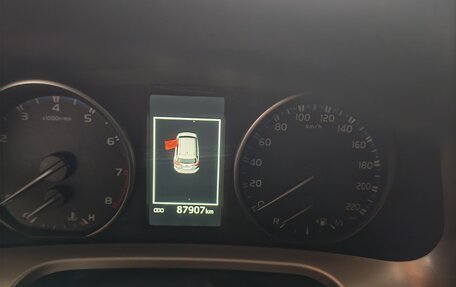Toyota RAV4, 2017 год, 2 600 000 рублей, 5 фотография